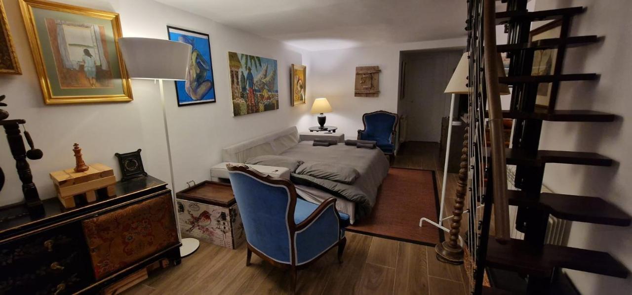 Remanso De Luz Y Silencio En La Puerta Del Sol Apartment Madrid Bagian luar foto