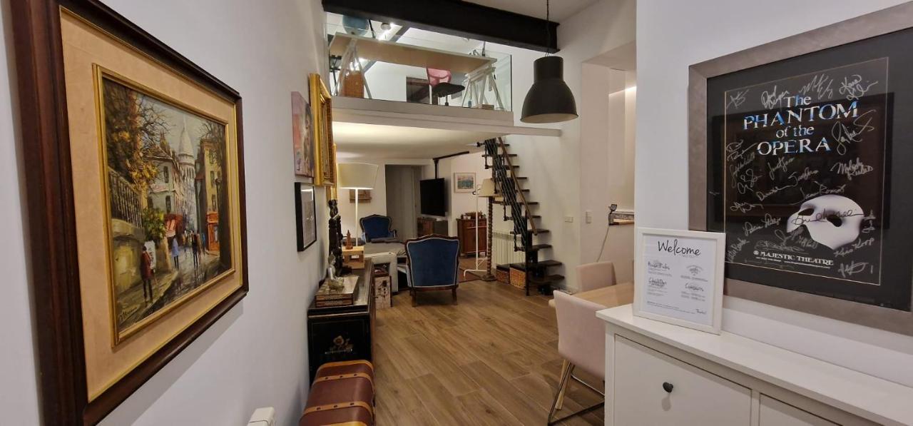 Remanso De Luz Y Silencio En La Puerta Del Sol Apartment Madrid Bagian luar foto